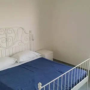 appartamento-caterina-finale-ligure.hotelitalianriviera.com/