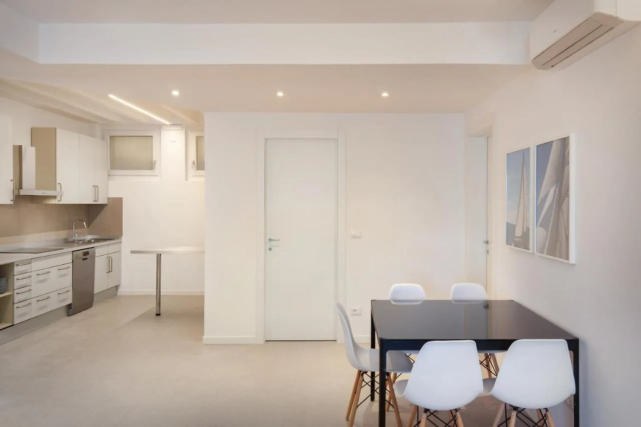 Apartment Azzurro Torri Del Benaco