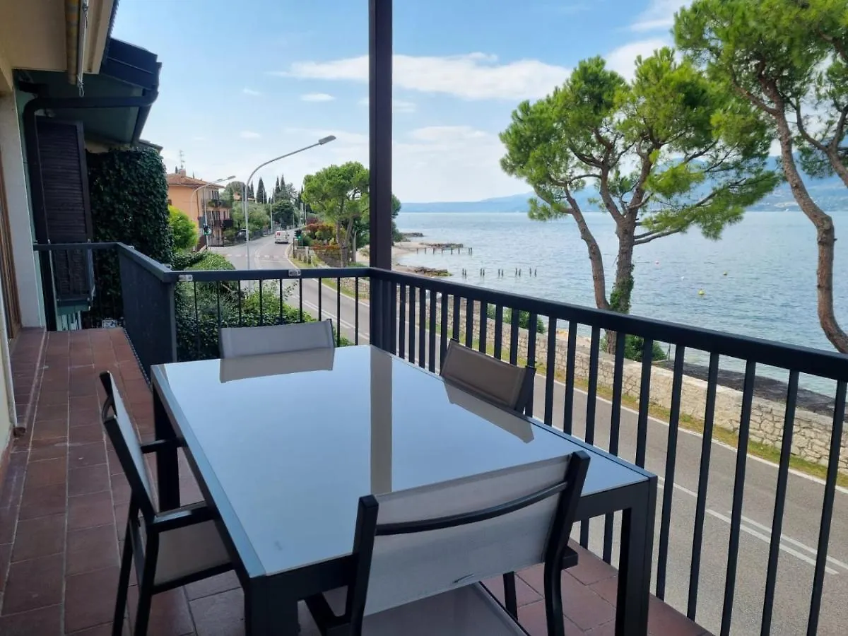 Apartment Azzurro Torri Del Benaco Italien